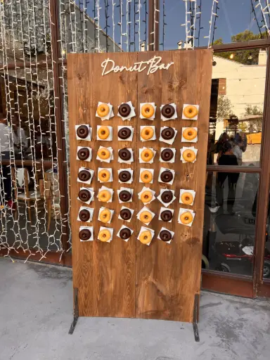 [COR044] Donut bar