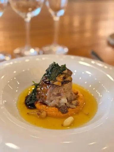 [SEG048] Manitas de cerdo con salteado de setas shimeji y jugo de yuzu New
